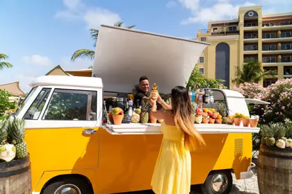 Aruba_where_to_eat_Madero_Pop-Up_Bar_Ritz